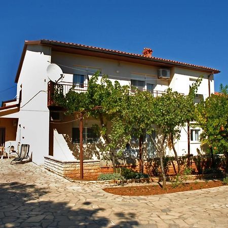 Apartment Valentina Liznjan Bagian luar foto